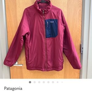 Patagonia Maroon and Dark Blue reversible Jacket like new!